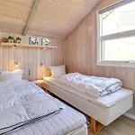 Aska - 400m From The Sea By Interhome
