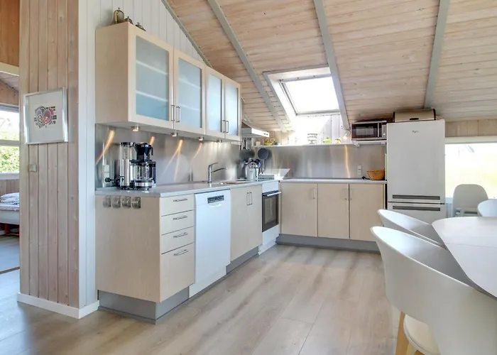 Aska - 400m From The Sea By Interhome Feriehus *